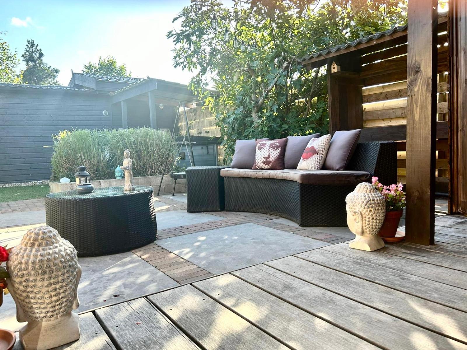Buddha Style Family House & Jacuzzi & Sauna Near Amsterdam Vijfhuizen Exterior foto