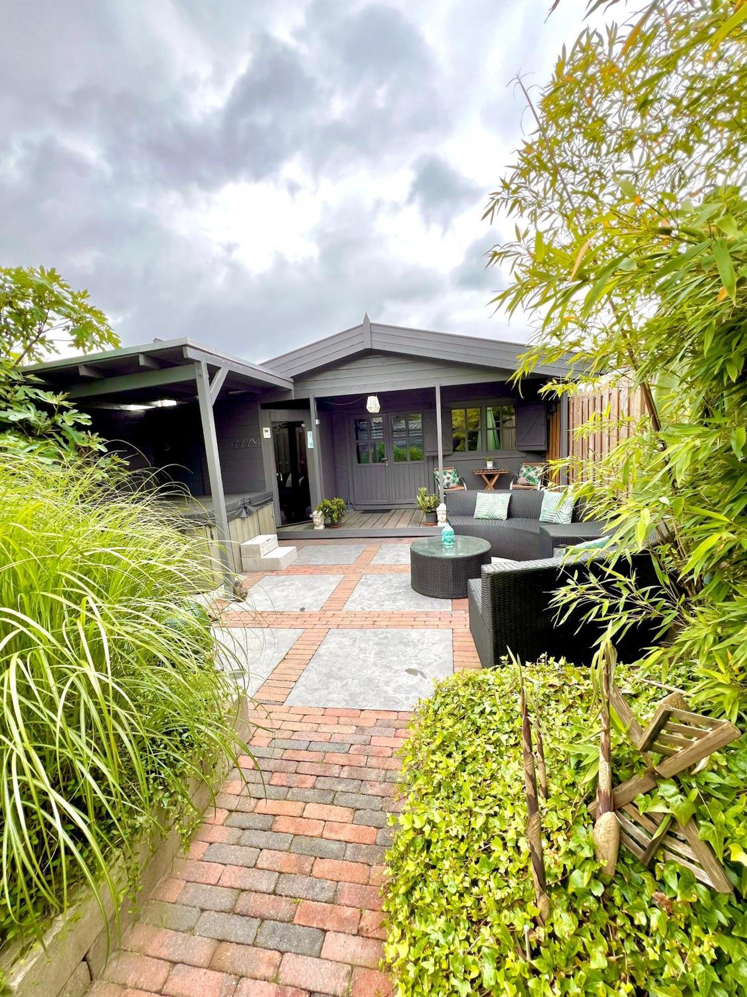 Buddha Style Family House & Jacuzzi & Sauna Near Amsterdam Vijfhuizen Exterior foto